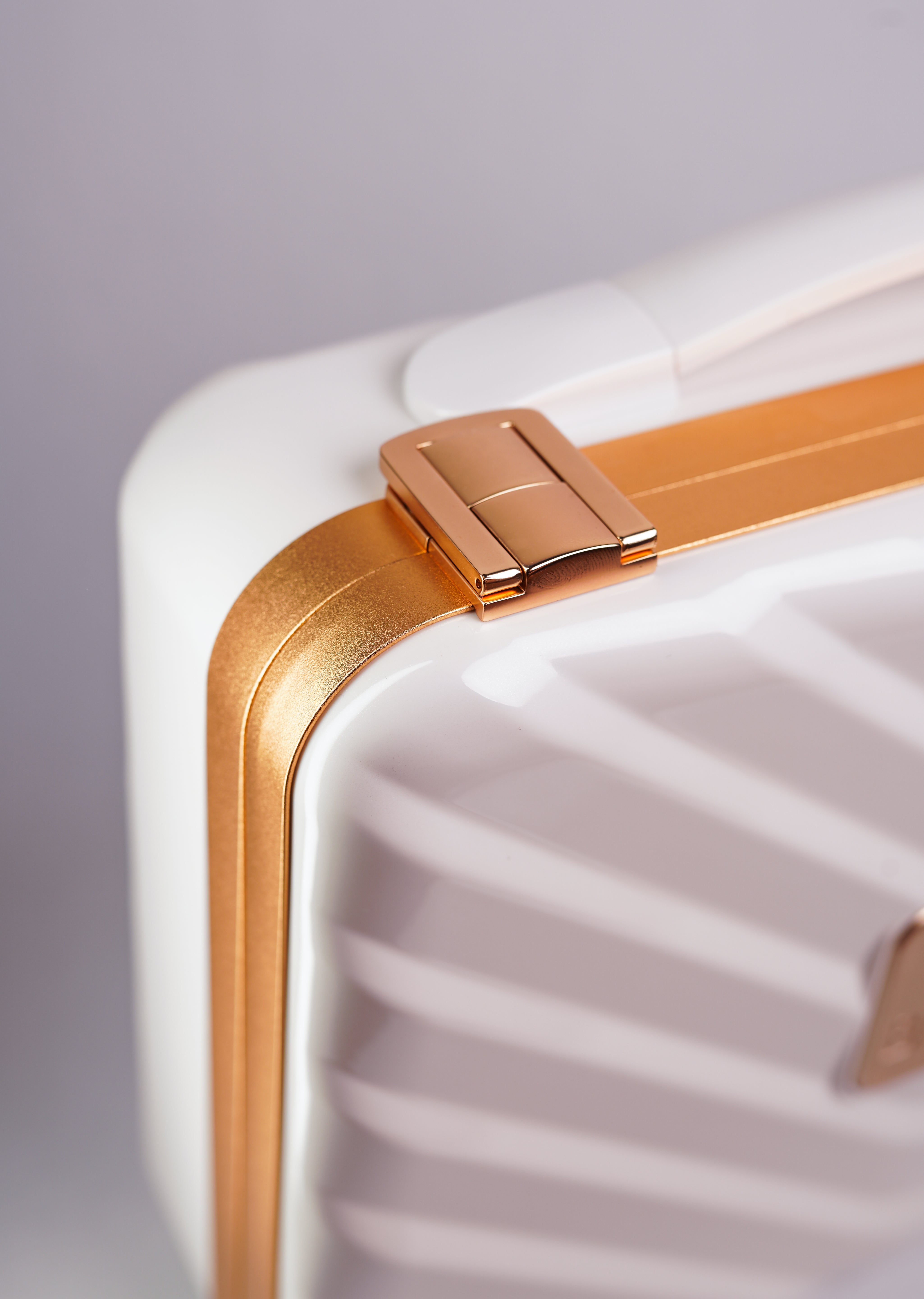 Glow On The Go Vanity Case