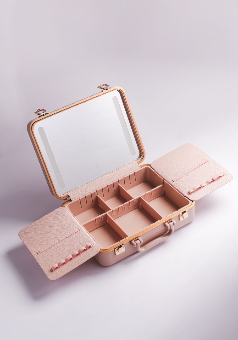 Glow On The Go Vanity Case